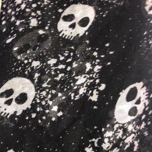 Skull scarf